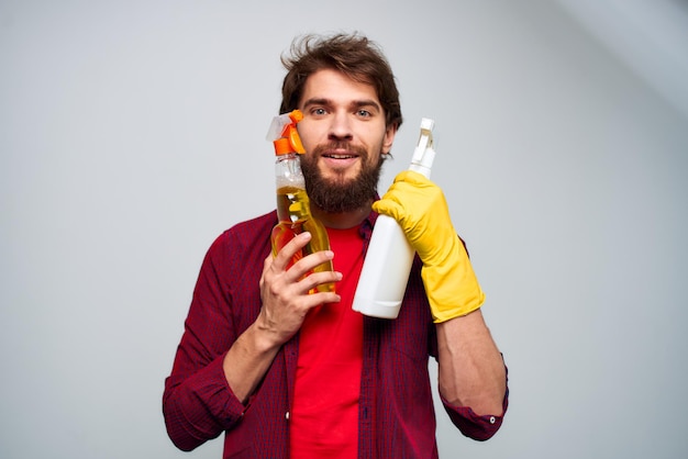 Allegro pulitore detergente per la cura della casa igiene sfondo grigio