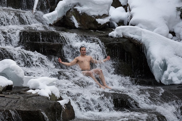 Allenamento in acqua fredda