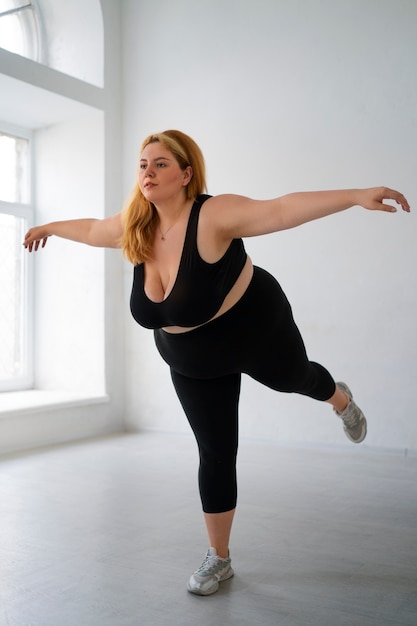 Allenamento per ballerini professionisti plus size a tutto campo