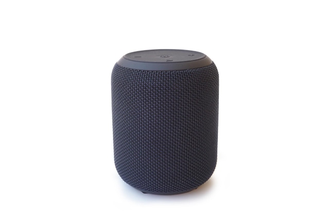 Altoparlante wireless portatile isolato su sfondo bianco