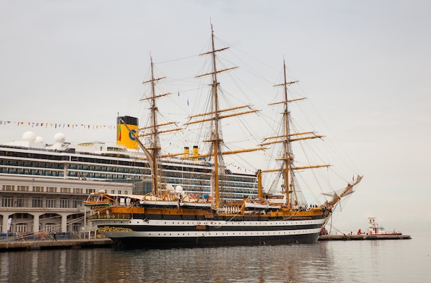 Amerigo Vespucci è un&#39;alta nave della marina italiana