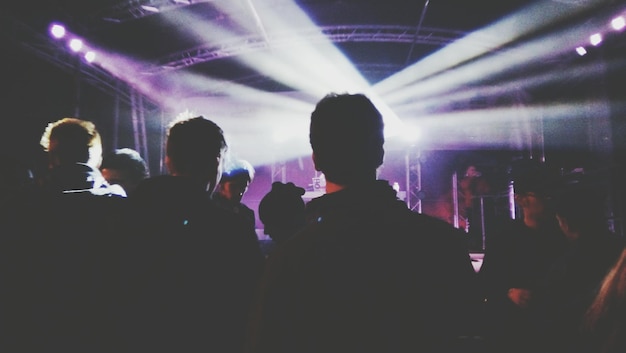 Amici al nightclub