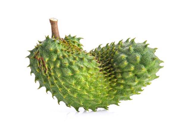 Ananas frutto su sfondo bianco