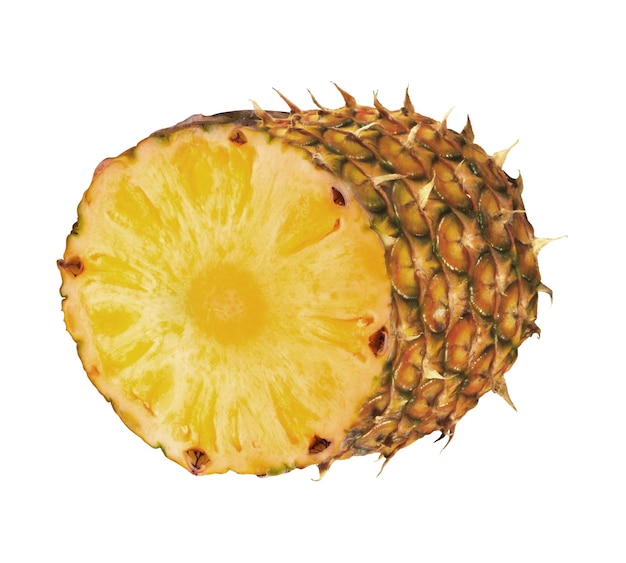 ananas maturo isolato su bianco