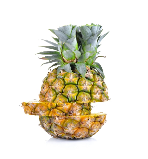 Ananas sulla parete bianca