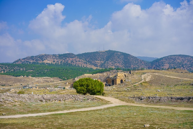 Anfiteatro romano in rovina Hierapolis a Pamukkale Turchia UNESCO World