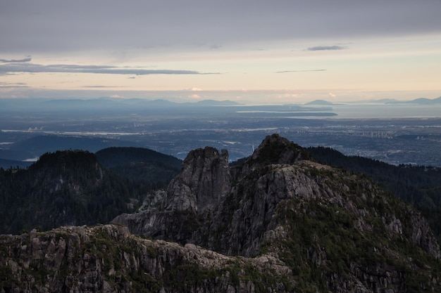 Antenna della montagna della corona