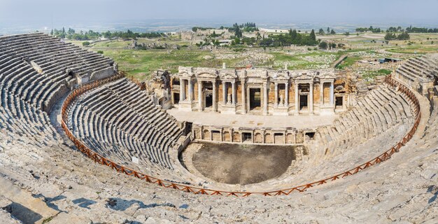 Antica città Hierapolis in Turchia. Luogo storico famoso