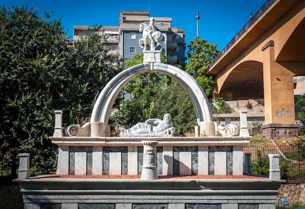 Antica fontana della città