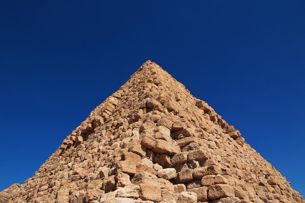 Antiche piramidi di Nuri nel deserto del Sahara, in Sudan