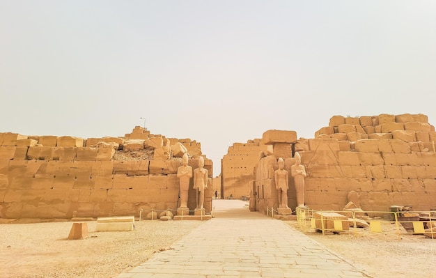 Antiche rovine del tempio di Karnak a Luxor, in Egitto