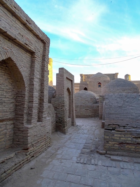 Antichi edifici in mattoni a Bukhara