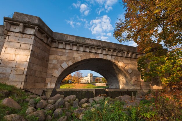 Antico palazzo e parco nella città di Gatchina