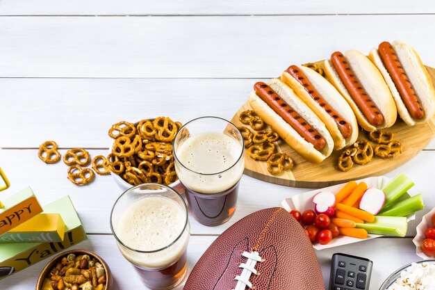 Antipasti in tavola per la festa del calcio.