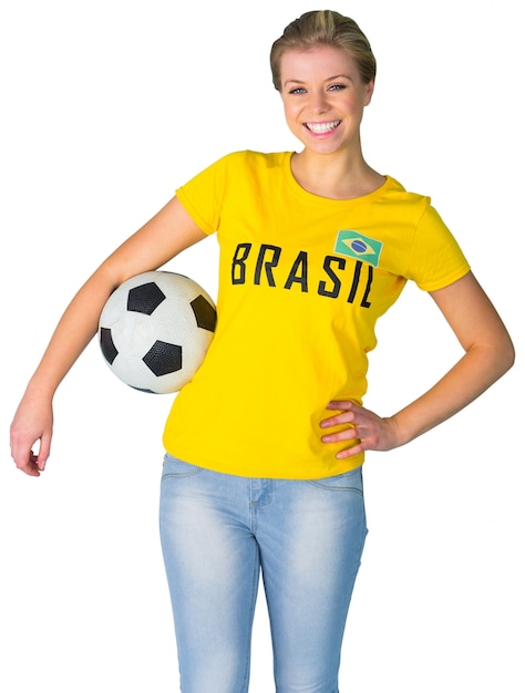 Appassionato di calcio in t-shirt brasil