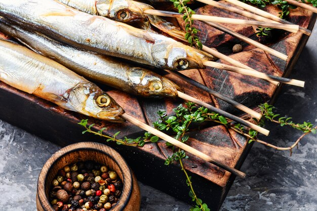 Appetitoso pesce affumicato