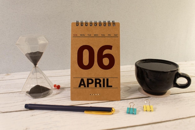 aprile cubetti di legno grigio cubetto di calendario data aprile