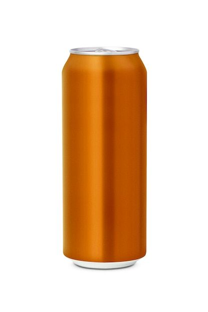 Arancione 500 ml e lattina di alluminio isolata su sfondo bianco