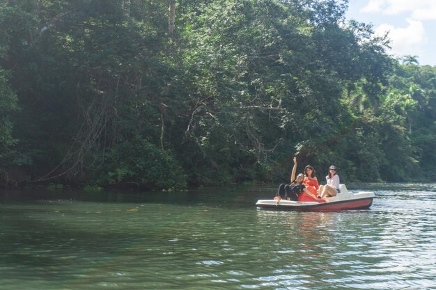 Arboleda Matanzas, giro in barca sul fiume yumuri, immagini da ogni dove