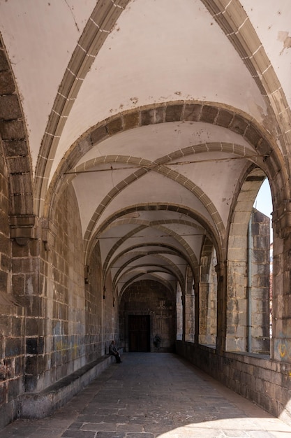 Archi all'interno della Parroquia de San Martin nella piazza Goiko accanto al municipio di Andoain Gipuzkoa Paesi Baschi