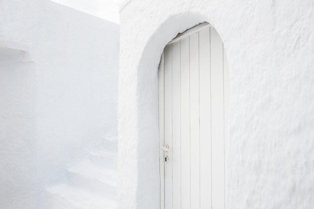 Architettura bianca nazionale sull'isola di Santorini, Grecia.