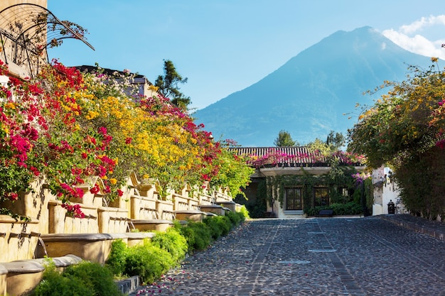 Architettura coloniale nell'antica Antigua Città del Guatemala, America Centrale, Guatemala