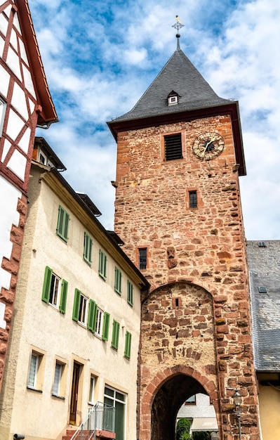 Architettura della città di hirschhorn sul fiume Neckar in Assia Germania