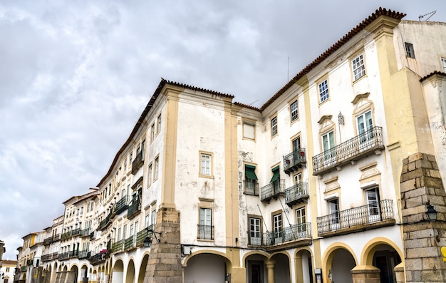 Architettura della città vecchia di Evora in Portogallo