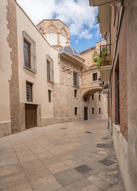 Arco su Barchilla Street dalla cattedrale di Valencia