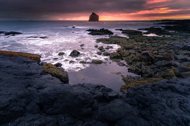 Area di Valahnúkamöl nella penisola di Reykjanesta, Islanda.