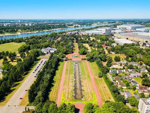 Area verde pubblica del Nordpark Dusseldorf