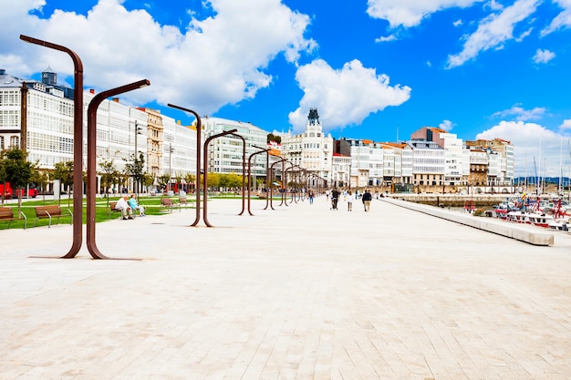 Argine nel centro della città di A Coruña in Galizia, Spagna