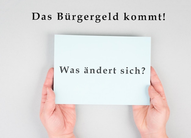 Arrivano le parole tedesche per i soldi dei cittadini, ciò che sta cambiando è in piedi su un foglio