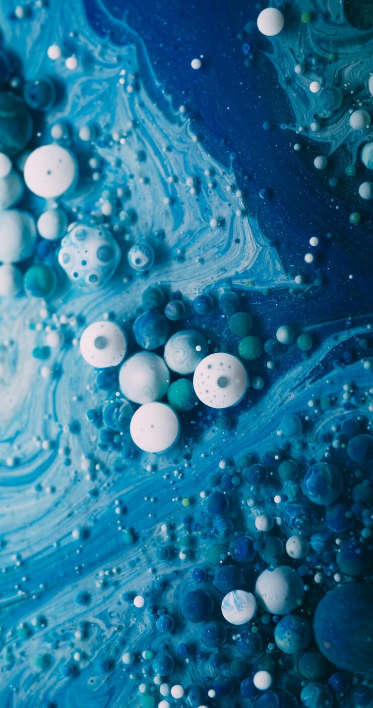 Arte liquida superficie frizzante blu bianco pittura rotonda gel goccia flusso creativo sfondo astratto marmo