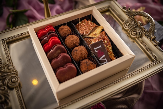 Assortimento di cioccolatini di lusso in scatola