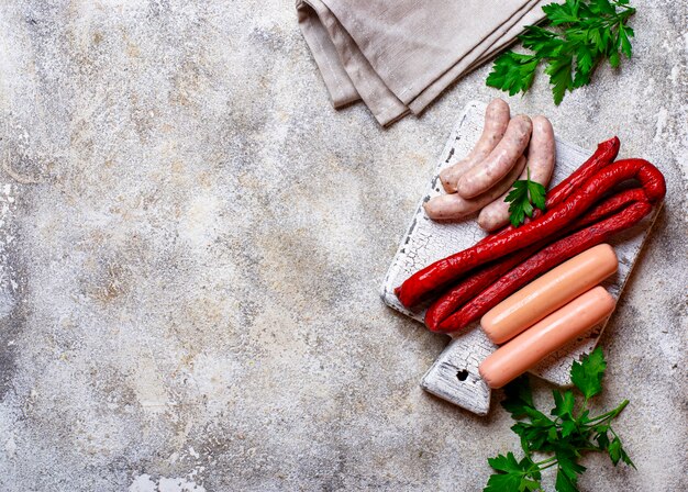 Assortimento di salsicce alla griglia