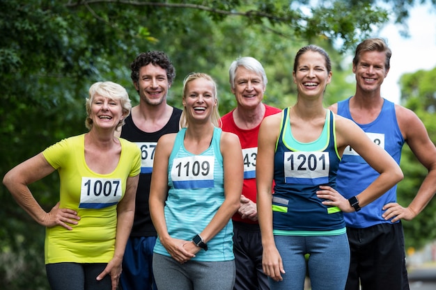 Atleti di maratona in posa