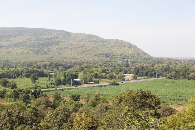 attraverso la zona agricola