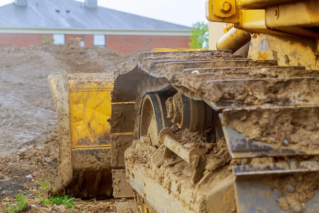 Attrezzatura da costruzione per impieghi gravosi scavatrice parcheggiata