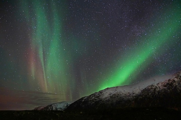 Aurora boreale nel circolo polare artico in Norvegia