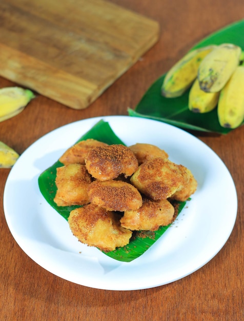 Autentiche banane fritte che sono deliziose e calde