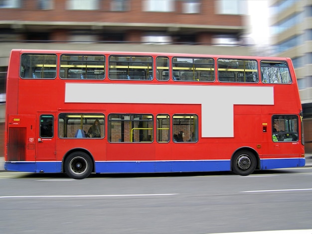 Autobus londinese a due piani