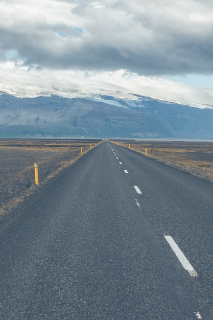 Autostrada islandese senza fine