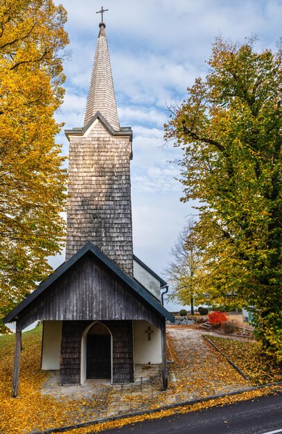 Autunno KronbergKapelle chiesa Austria