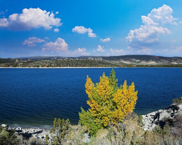 autunno sul lago