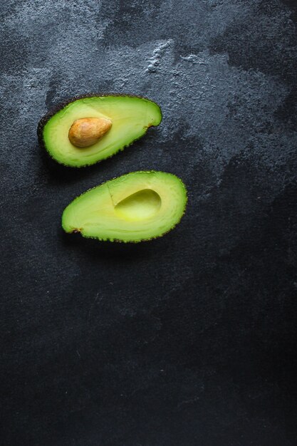 avocado, frutto maturo e gustoso