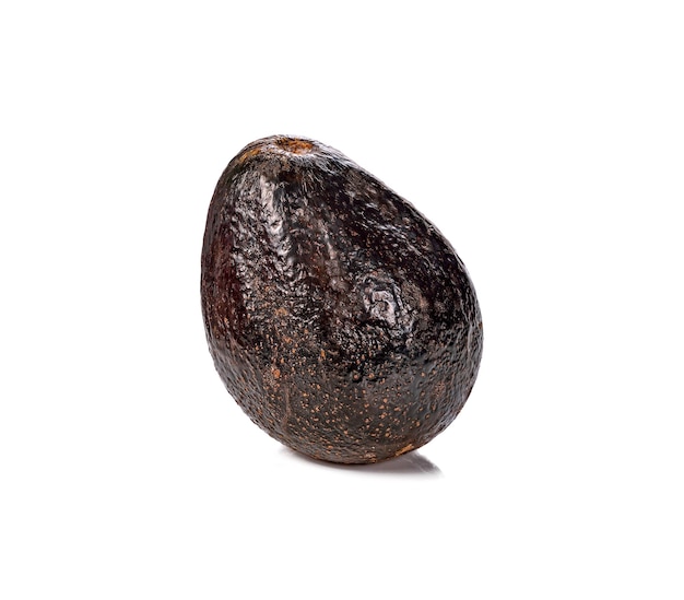 avocado su uno sfondo bianco