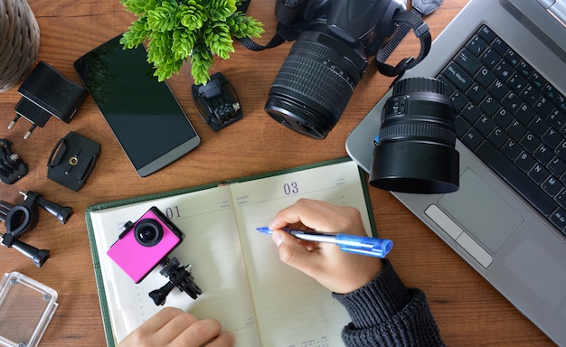 Azione della fotocamera con i loro accessori