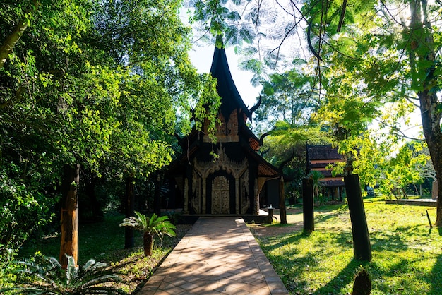 Baan Dam Museum Black House uno dei famosi luoghi e punti di riferimento di Chiang Rai