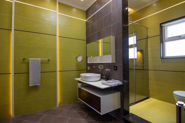 Bagno dal design moderno